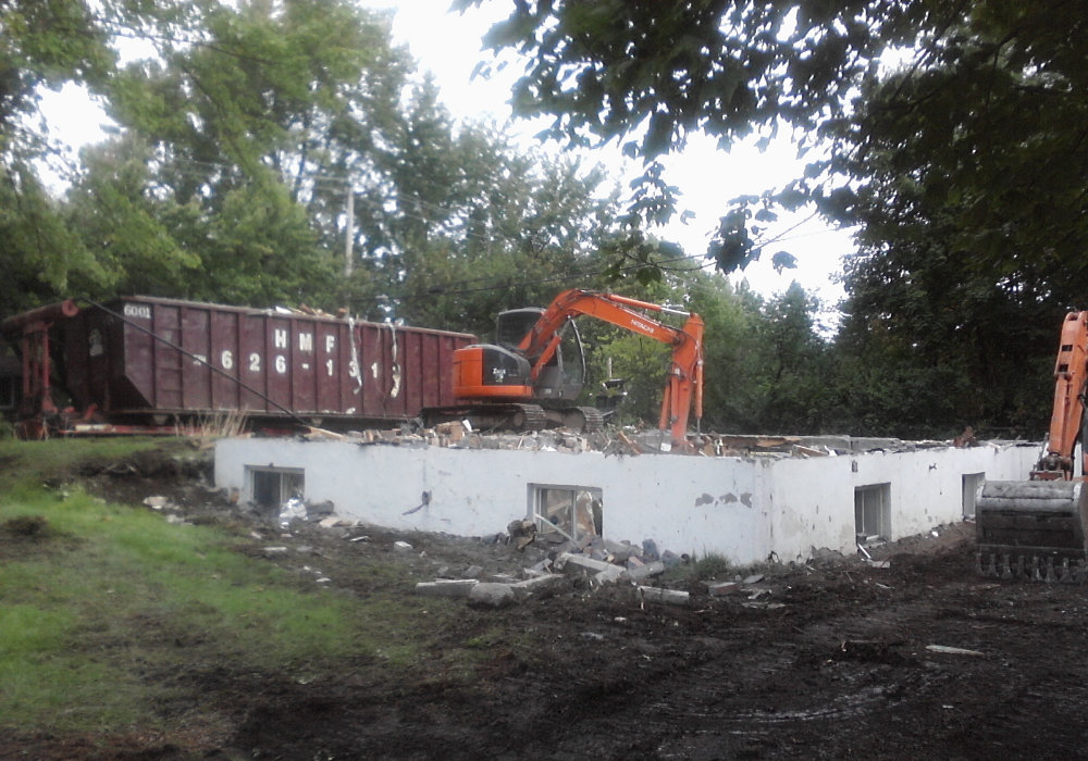 Reconstruction d’une résidence sur dallage, 61e Avenue, Chomedey, Laval, vue 1