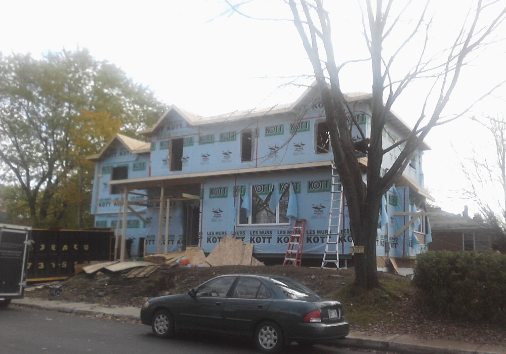 Reconstruction d’une résidence sur dallage, 61e Avenue, Chomedey, Laval, vue 2